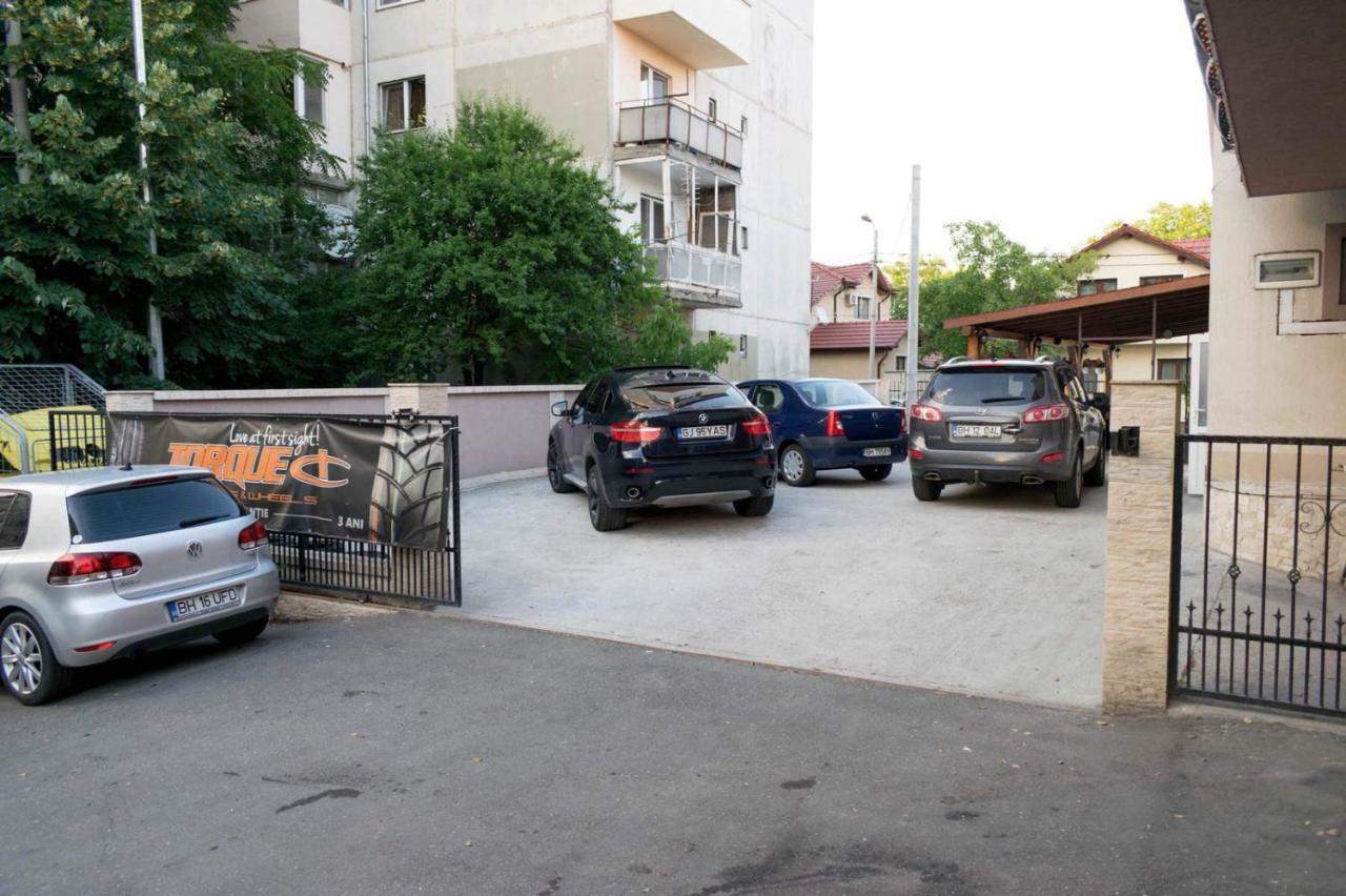 Apartmán Penthouse De Lux Oradea Exteriér fotografie